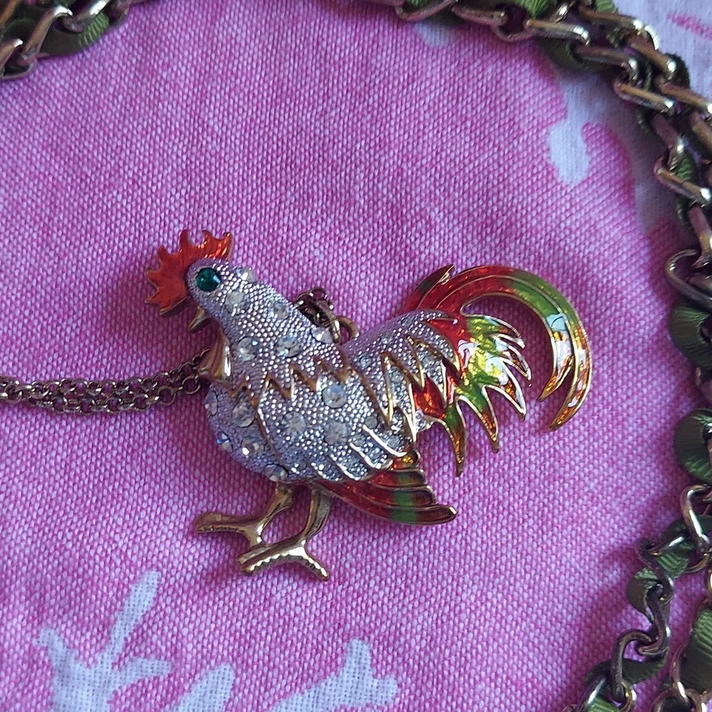 Betsey Johnson FARMHOUSE ROOSTER NECKLACE - Picture 5 of 12
